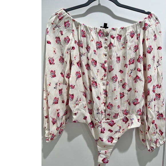 ASTR the Label Off Shoulder Black Bodysuit Size S‎ - Picture 10 of 10